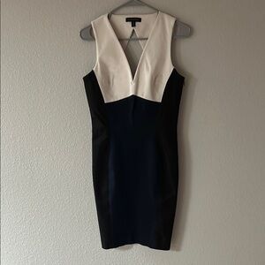 Banana Republic White, Navy and Black dress, size 8P